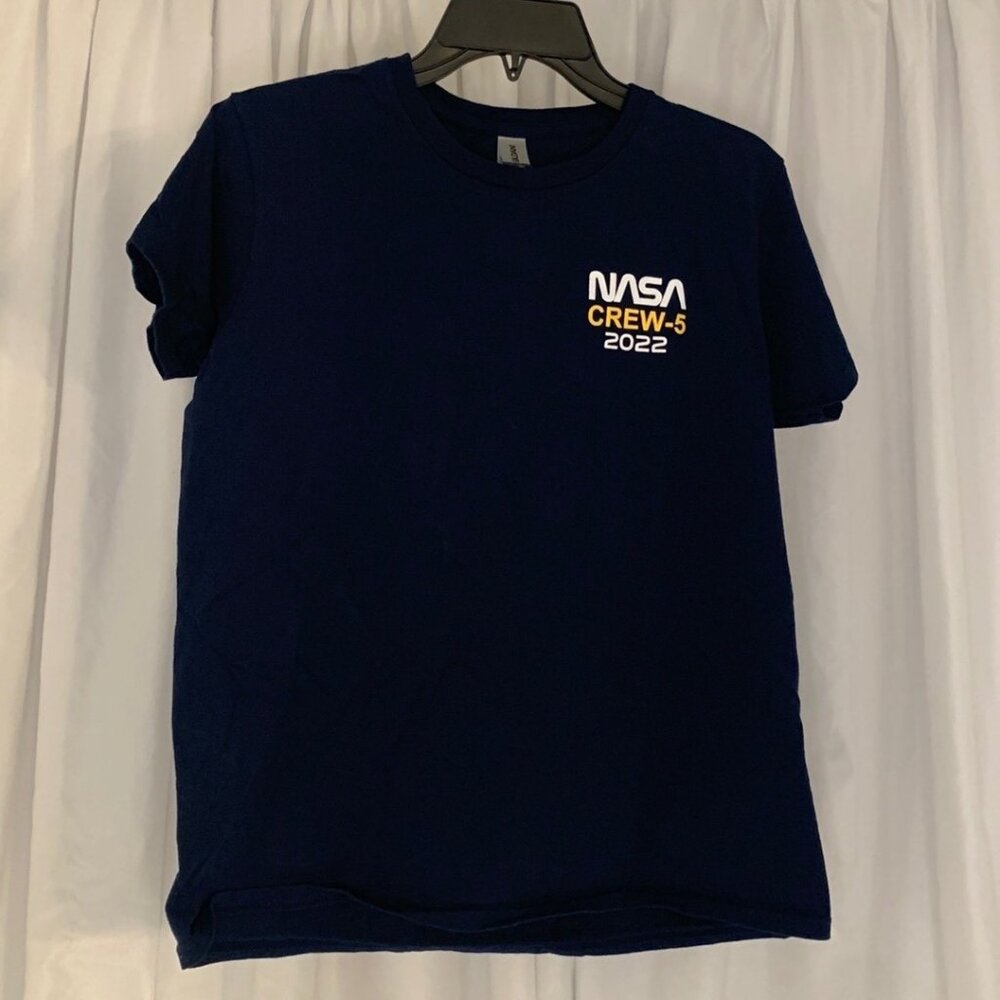 NASA Crew-5 2022 T-Shirt Medium Gildan Men's Ultra Cotton Space Graphic Tee